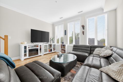 Photo 13 at 316 - 3531 Lake Shore Boulevard W, Long Branch, Toronto