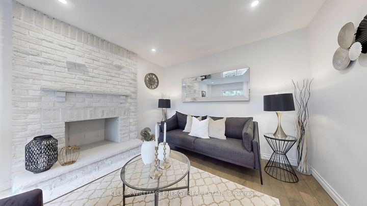 Photo 14 at 29 Fry Court, Markham Village, Markham