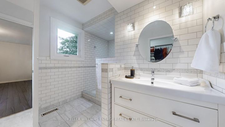 Photo 22 at 29 Fry Court, Markham Village, Markham