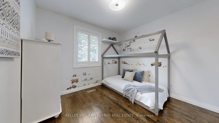 Photo 26 at 29 Fry Court, Markham Village, Markham