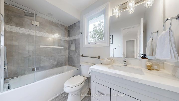 Photo 30 at 29 Fry Court, Markham Village, Markham