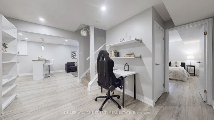 Photo 35 at 29 Fry Court, Markham Village, Markham