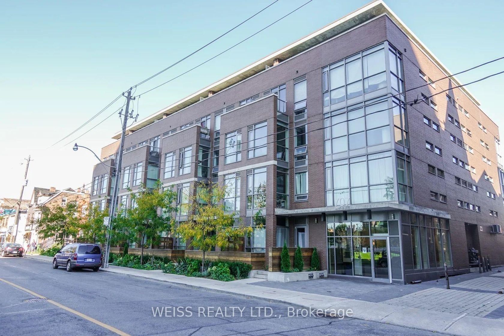 215 - 707 Dovercourt Road, Little Italy, Toronto 