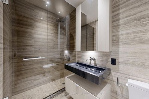 Photo 12 at 6002 - 11 Yorkville Avenue, Annex, Toronto
