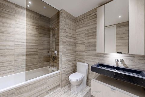 Photo 13 at 6002 - 11 Yorkville Avenue, Annex, Toronto