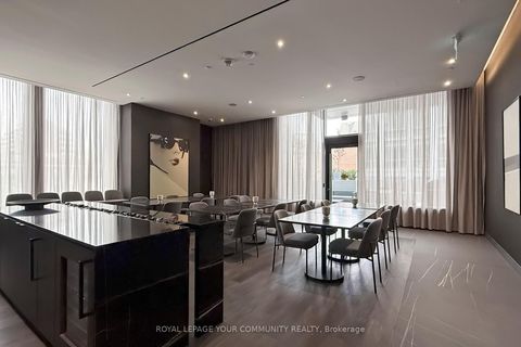 Photo 22 at 6002 - 11 Yorkville Avenue, Annex, Toronto