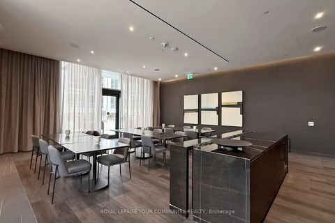 Photo 23 at 6002 - 11 Yorkville Avenue, Annex, Toronto