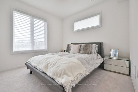 Photo 26 at 9 Crown Gate, GO Glenorchy, Oakville