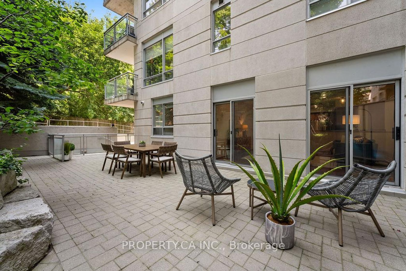 101 - 1801 Bayview Avenue, Leaside, Toronto 