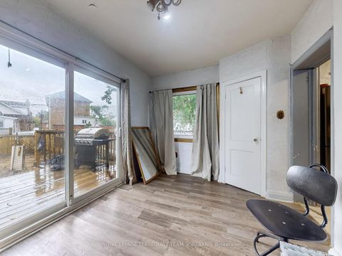 Photo 16 at 15 Victoria Avenue E, Weston, Toronto