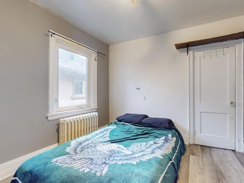 Photo 17 at 15 Victoria Avenue E, Weston, Toronto