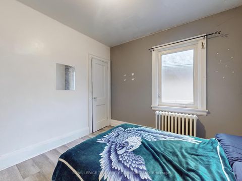 Photo 18 at 15 Victoria Avenue E, Weston, Toronto