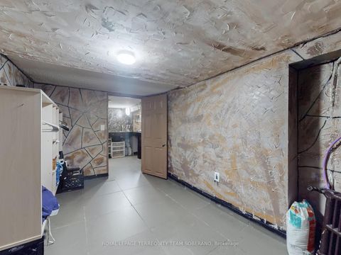 Photo 32 at 15 Victoria Avenue E, Weston, Toronto