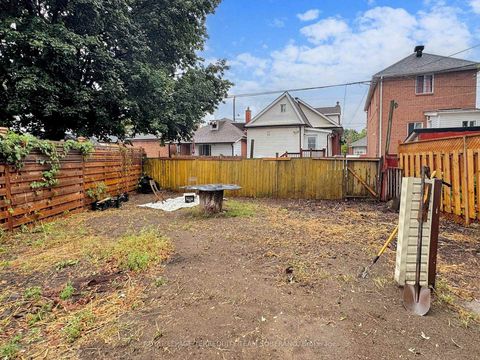 Photo 38 at 15 Victoria Avenue E, Weston, Toronto