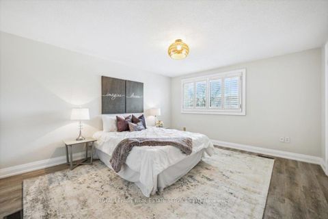 Photo 12 at 137 - 1520 Lancaster Drive, FA Falgarwood, Oakville