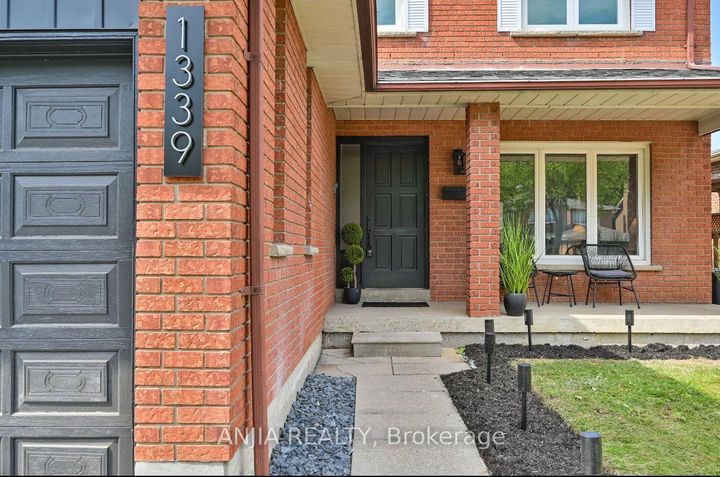 Photo 0 at 1339 Willowbank Trail, Rathwood, Mississauga