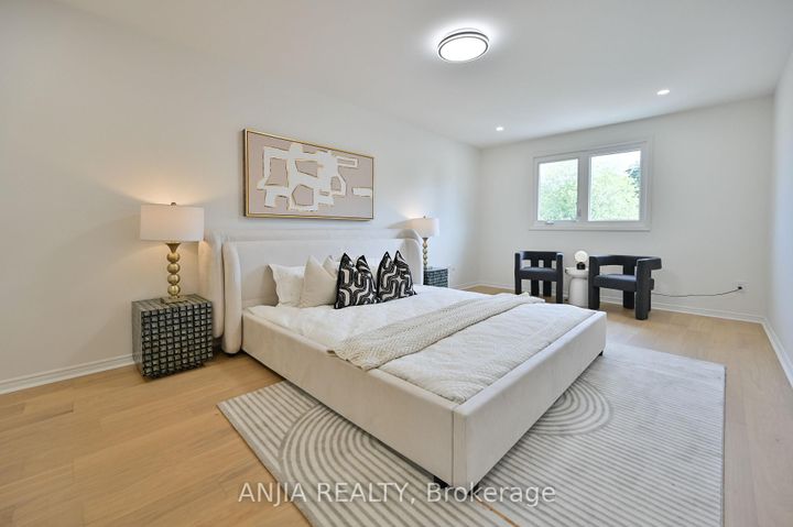Photo 18 at 1339 Willowbank Trail, Rathwood, Mississauga