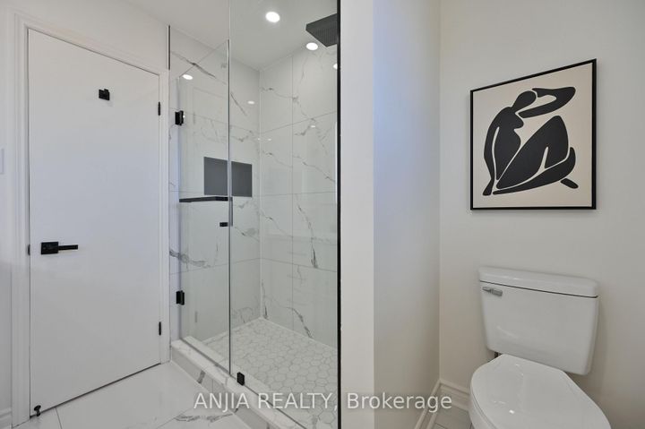 Photo 21 at 1339 Willowbank Trail, Rathwood, Mississauga