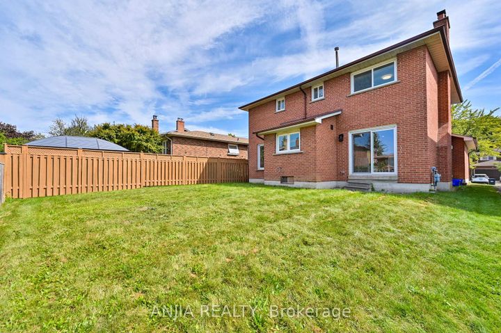 Photo 27 at 1339 Willowbank Trail, Rathwood, Mississauga