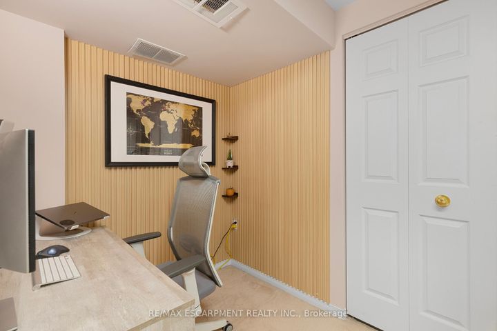Photo 28 at 5 - 2015 Cleaver Avenue, Headon, Burlington