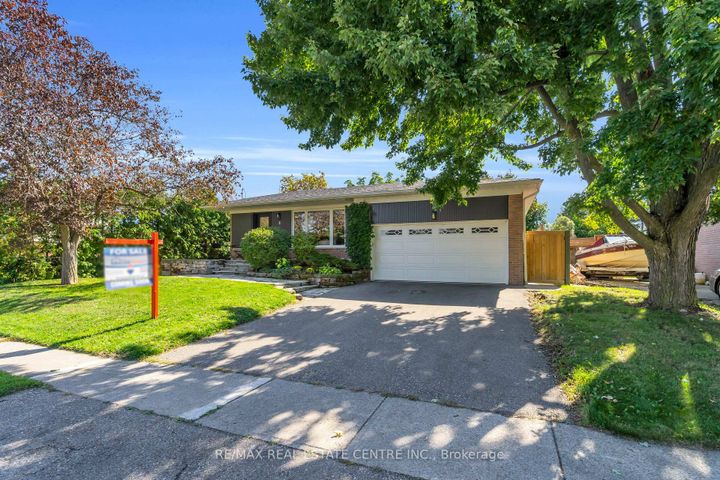 Photo 1 at 3 Stockman Crescent, Georgetown, Halton Hills