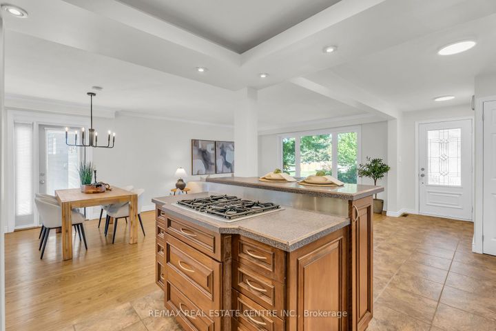 Photo 17 at 3 Stockman Crescent, Georgetown, Halton Hills