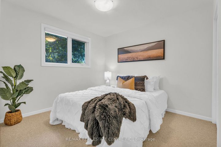 Photo 28 at 3 Stockman Crescent, Georgetown, Halton Hills