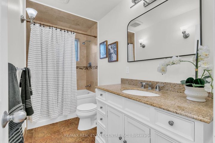 Photo 30 at 3 Stockman Crescent, Georgetown, Halton Hills
