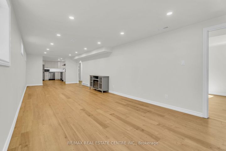 Photo 37 at 3 Stockman Crescent, Georgetown, Halton Hills