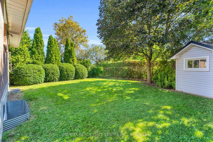 Photo 46 at 3 Stockman Crescent, Georgetown, Halton Hills