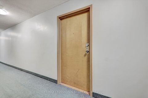Photo 5 at 807 - 99 Blackwell Avenue, Malvern, Toronto