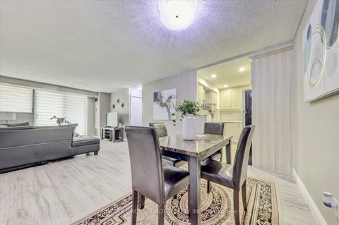 Photo 8 at 807 - 99 Blackwell Avenue, Malvern, Toronto