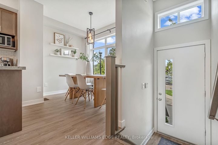 Photo 4 at 19 Mulhollard Lane, Ancaster, Hamilton