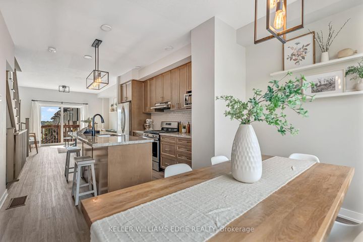 Photo 6 at 19 Mulhollard Lane, Ancaster, Hamilton