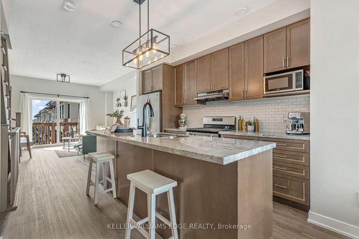 Photo 9 at 19 Mulhollard Lane, Ancaster, Hamilton
