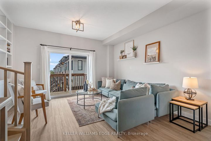 Photo 13 at 19 Mulhollard Lane, Ancaster, Hamilton