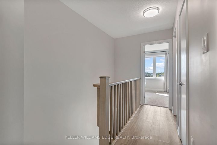 Photo 20 at 19 Mulhollard Lane, Ancaster, Hamilton