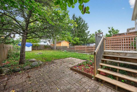 Photo 2 at 79 CARLTON Road, Cundles East, Barrie