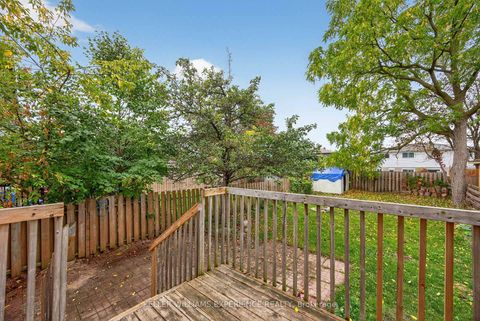 Photo 3 at 79 CARLTON Road, Cundles East, Barrie