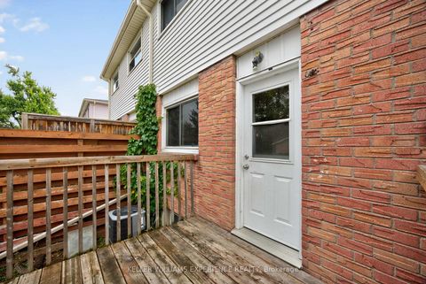 Photo 4 at 79 CARLTON Road, Cundles East, Barrie