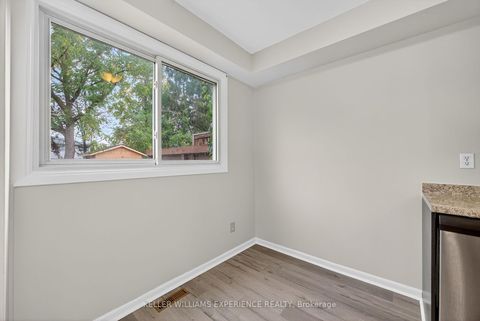 Photo 7 at 79 CARLTON Road, Cundles East, Barrie