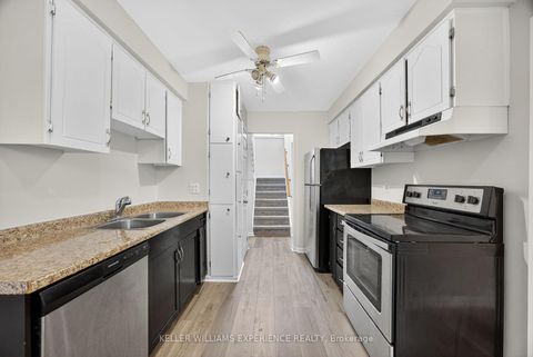 Photo 10 at 79 CARLTON Road, Cundles East, Barrie