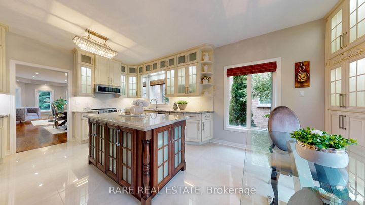 Photo 10 at 68 Kirkbride Crescent, Maple, Vaughan