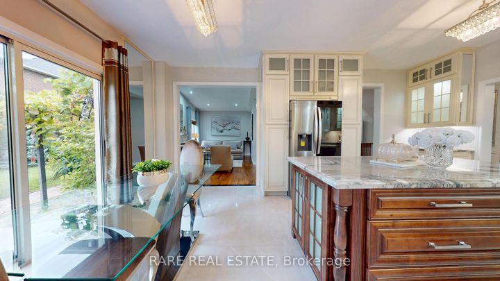 Photo 12 at 68 Kirkbride Crescent, Maple, Vaughan