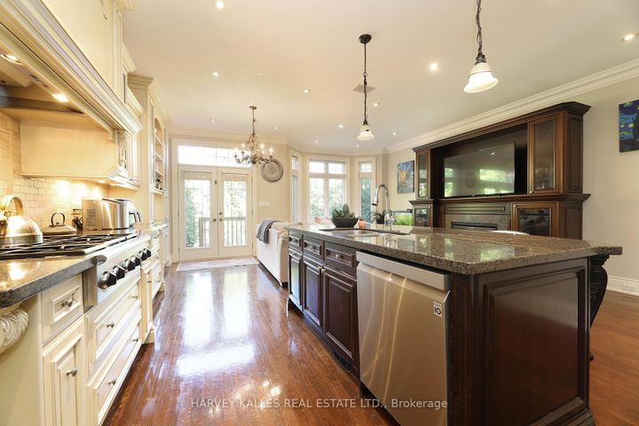 Photo 13 at 370 Douglas Avenue, Nortown, Toronto