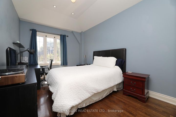 Photo 25 at 370 Douglas Avenue, Nortown, Toronto