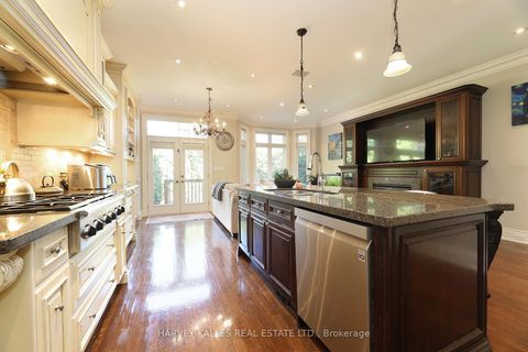 Photo 13 at 370 Douglas Avenue, Nortown, Toronto