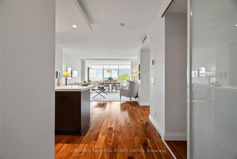 Photo 2 at 720 - 1 Benvenuto Place, Casa Loma, Toronto