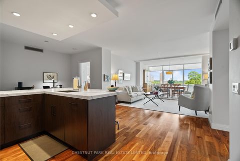 Photo 4 at 720 - 1 Benvenuto Place, Casa Loma, Toronto