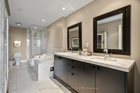 Photo 16 at 720 - 1 Benvenuto Place, Casa Loma, Toronto